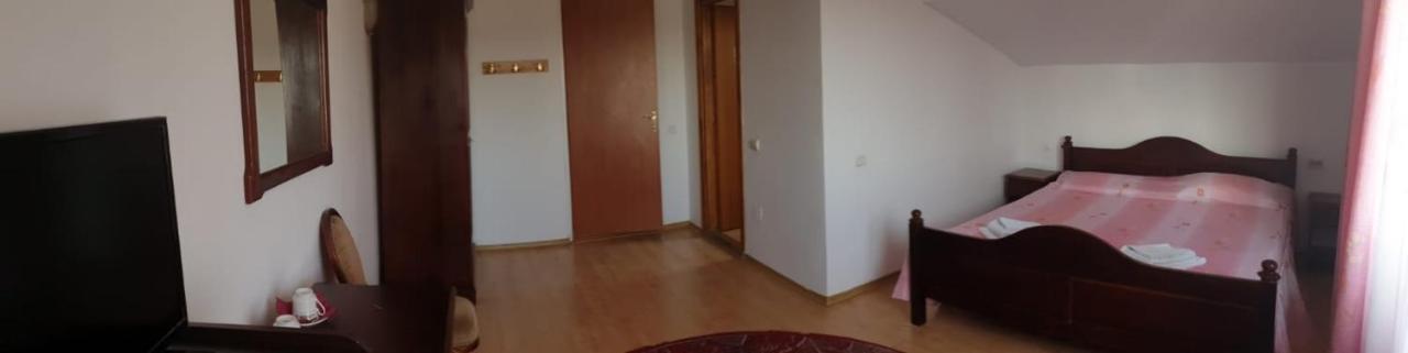 Motel Balcost Piatra Neamt Luaran gambar