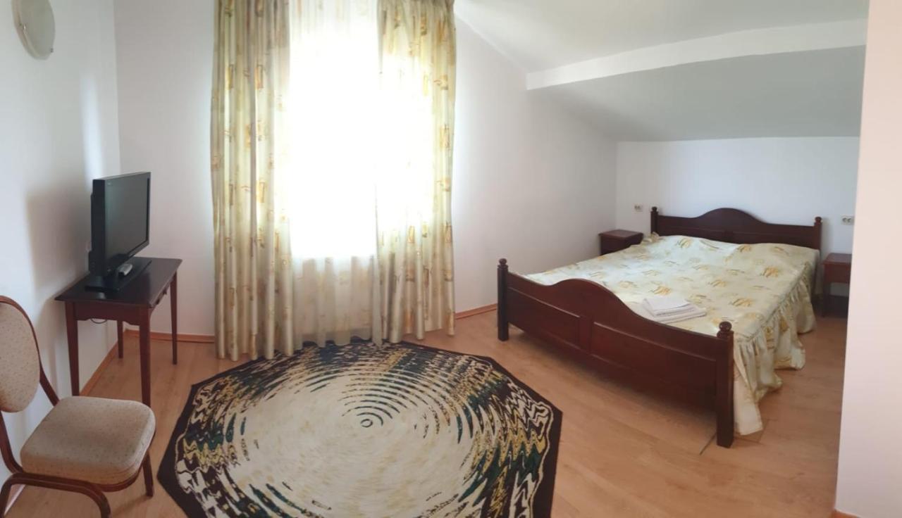 Motel Balcost Piatra Neamt Luaran gambar